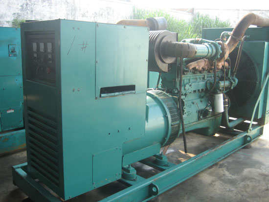 班玛租赁发电机- 发电机碳刷磨损的原因是什么